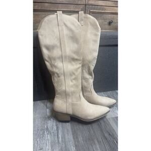 Women’s Western Style Beige Suede Boots Side Zip Block Heel Size 8